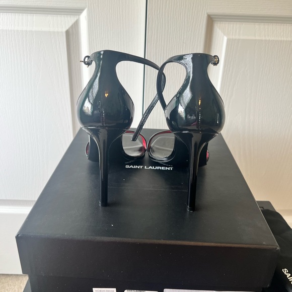 Great condition .. wore once ! Saint laurent amber strap sandal 6.5 - Picture 6 of 13